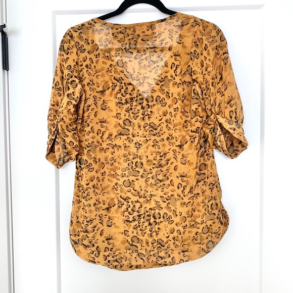 Leopard Print Blouse - Picture 3 of 4